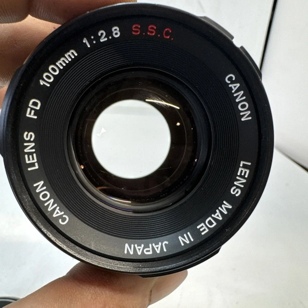 Canon FD 100mm 2.8 S.S.C. Lens With Case
